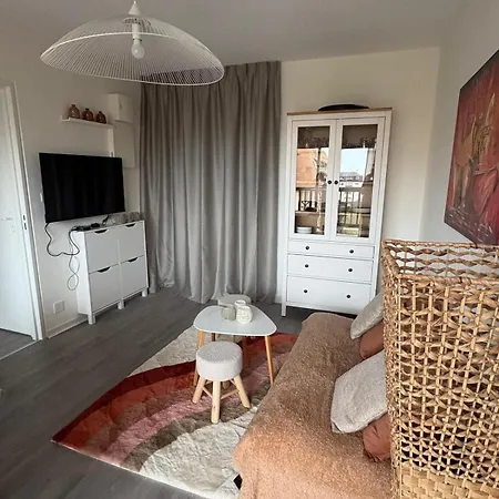 App T2 Cosy Refait A Neuf, Parking Prive, Linge De Maison Et Menage Compris *